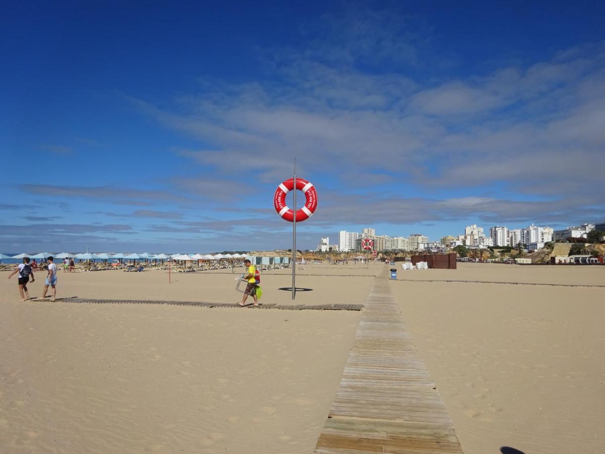 Apartamento T1 Com Piscina E Vista Mar - Praia Da Rocha بورتيماو المظهر الخارجي الصورة