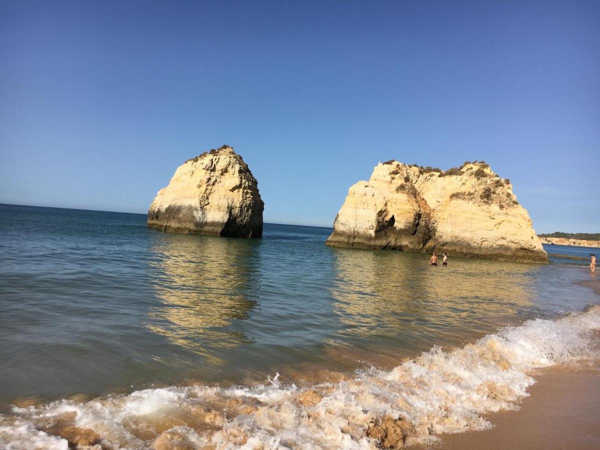 Apartamento T1 Com Piscina E Vista Mar - Praia Da Rocha بورتيماو المظهر الخارجي الصورة
