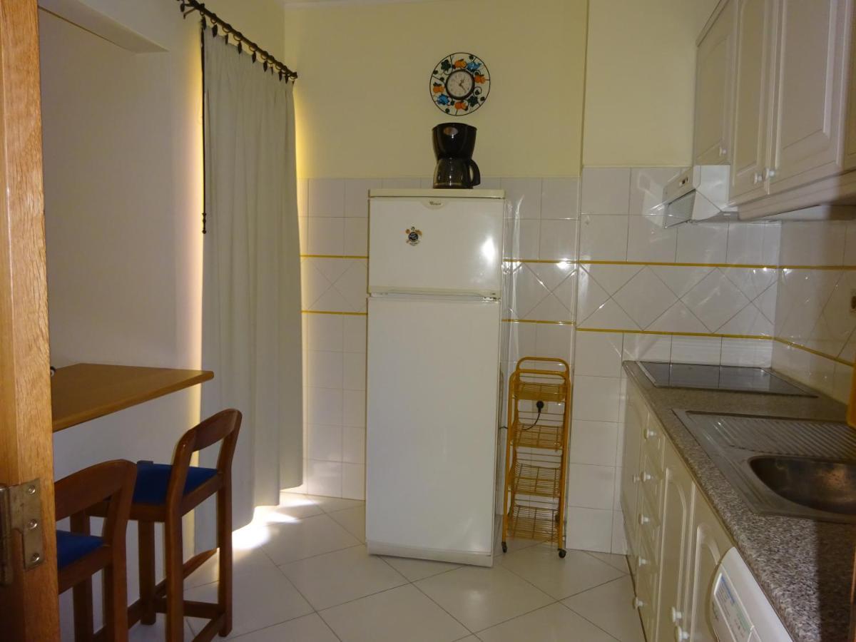 Apartamento T1 Com Piscina E Vista Mar - Praia Da Rocha بورتيماو المظهر الخارجي الصورة