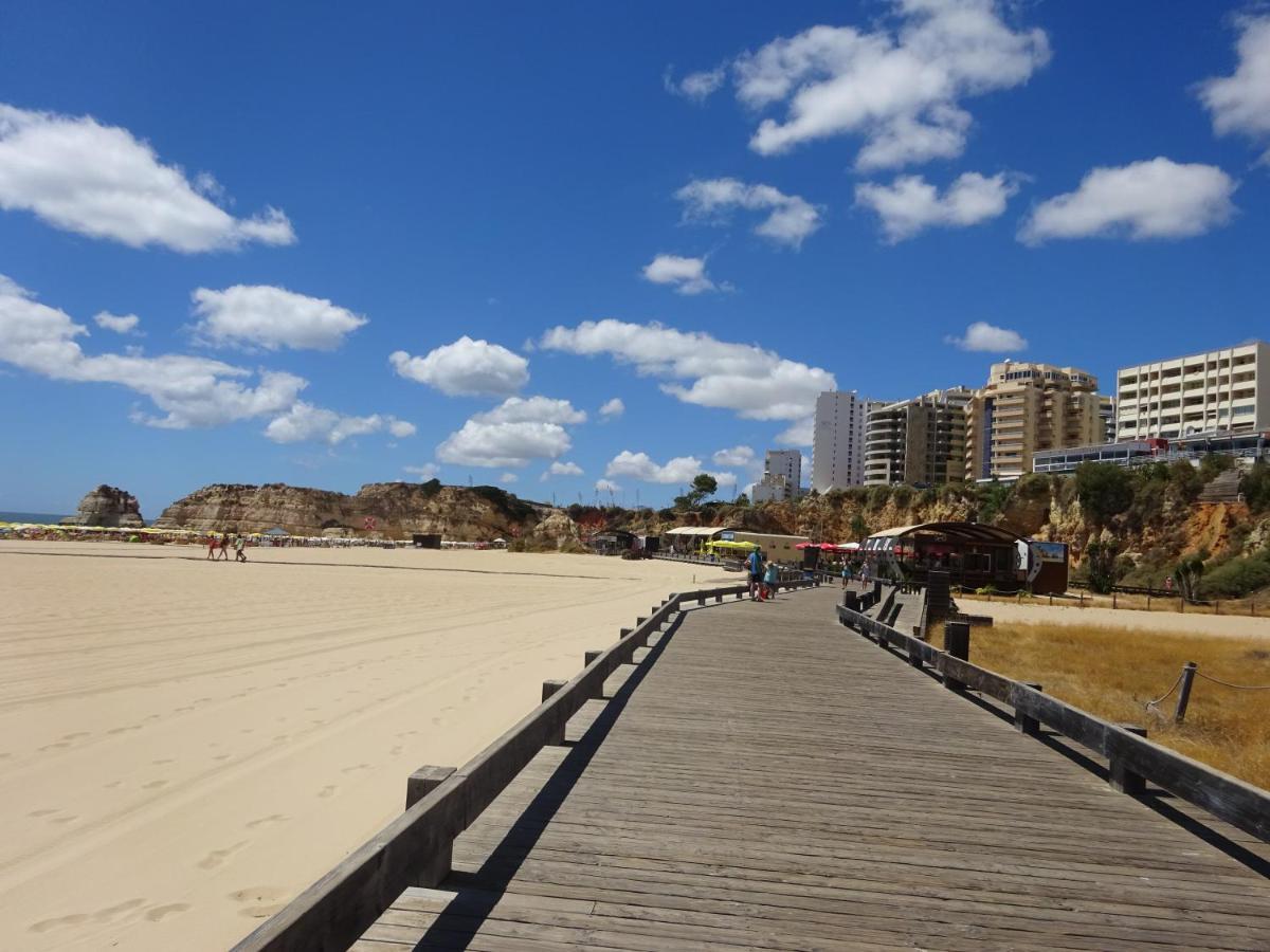 Apartamento T1 Com Piscina E Vista Mar - Praia Da Rocha بورتيماو المظهر الخارجي الصورة